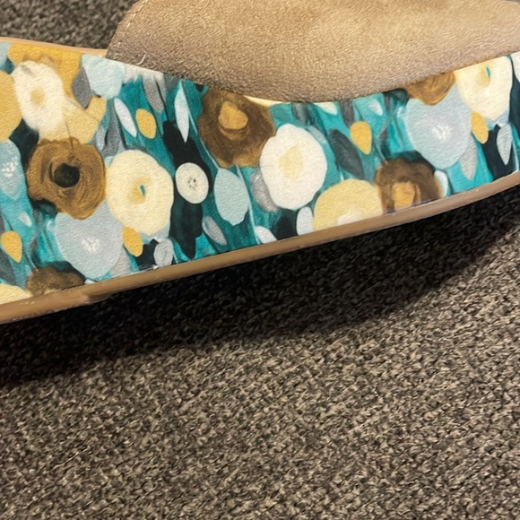 Spring Step Platform Slides - Picture 4 of 4